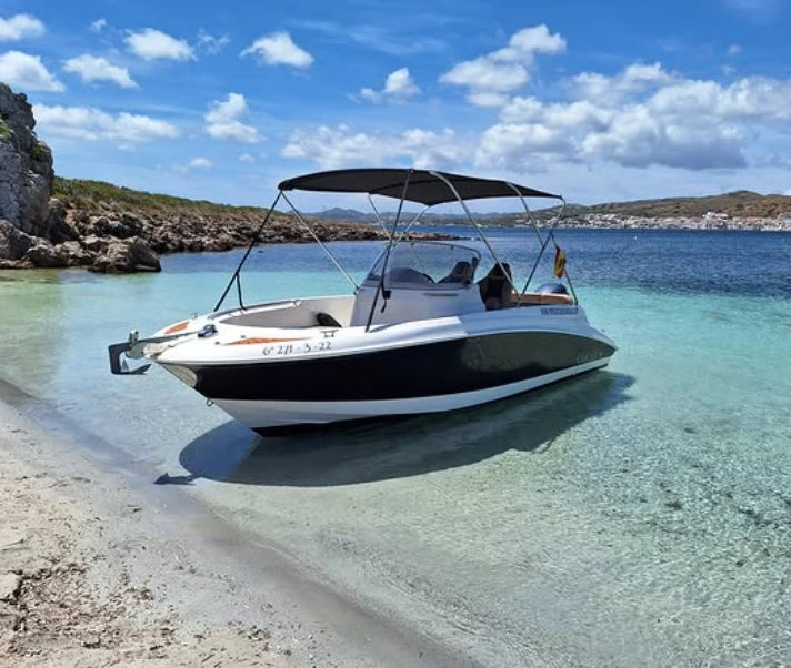 menorca en lancha